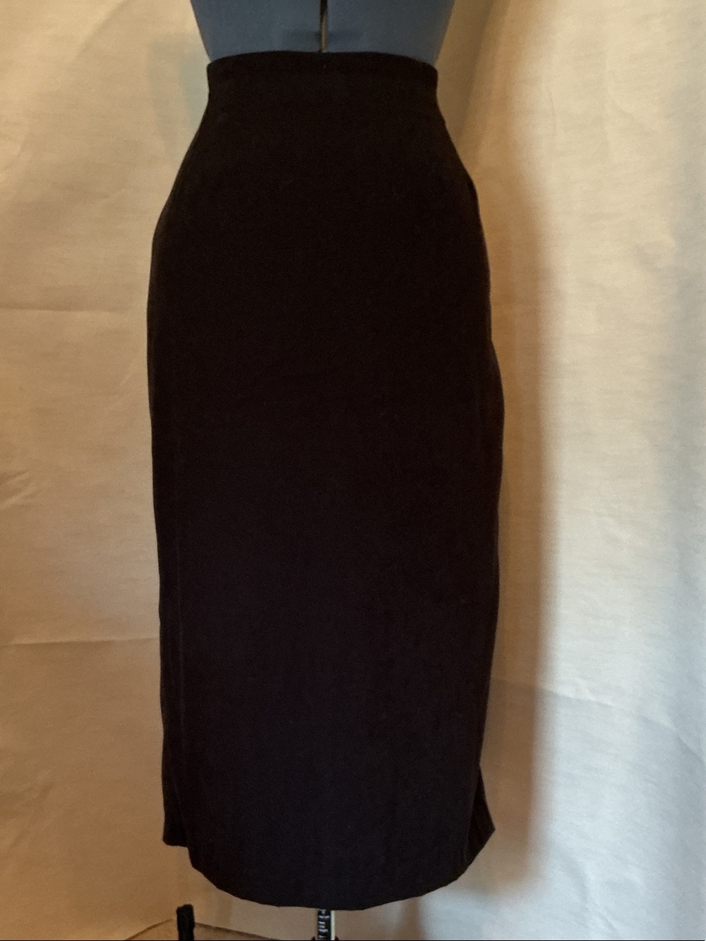 Women's Black High-Waist Pencil Skirt